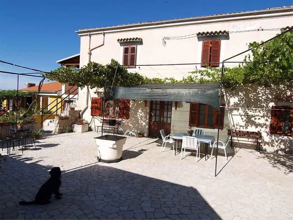 Apartments In Veli Losinj 14929
