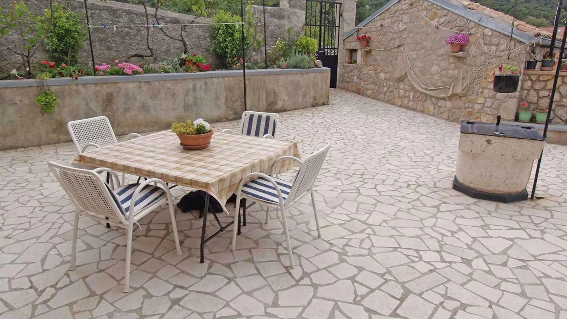 Apartments In Veli Losinj 14929 Croatia